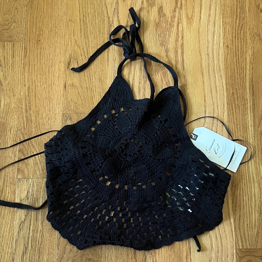 Love Tree Black Knit Halter Top